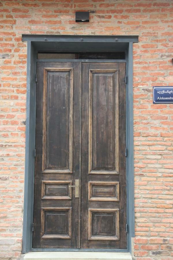 3 Heritage Rooms Tbilisi Luaran gambar